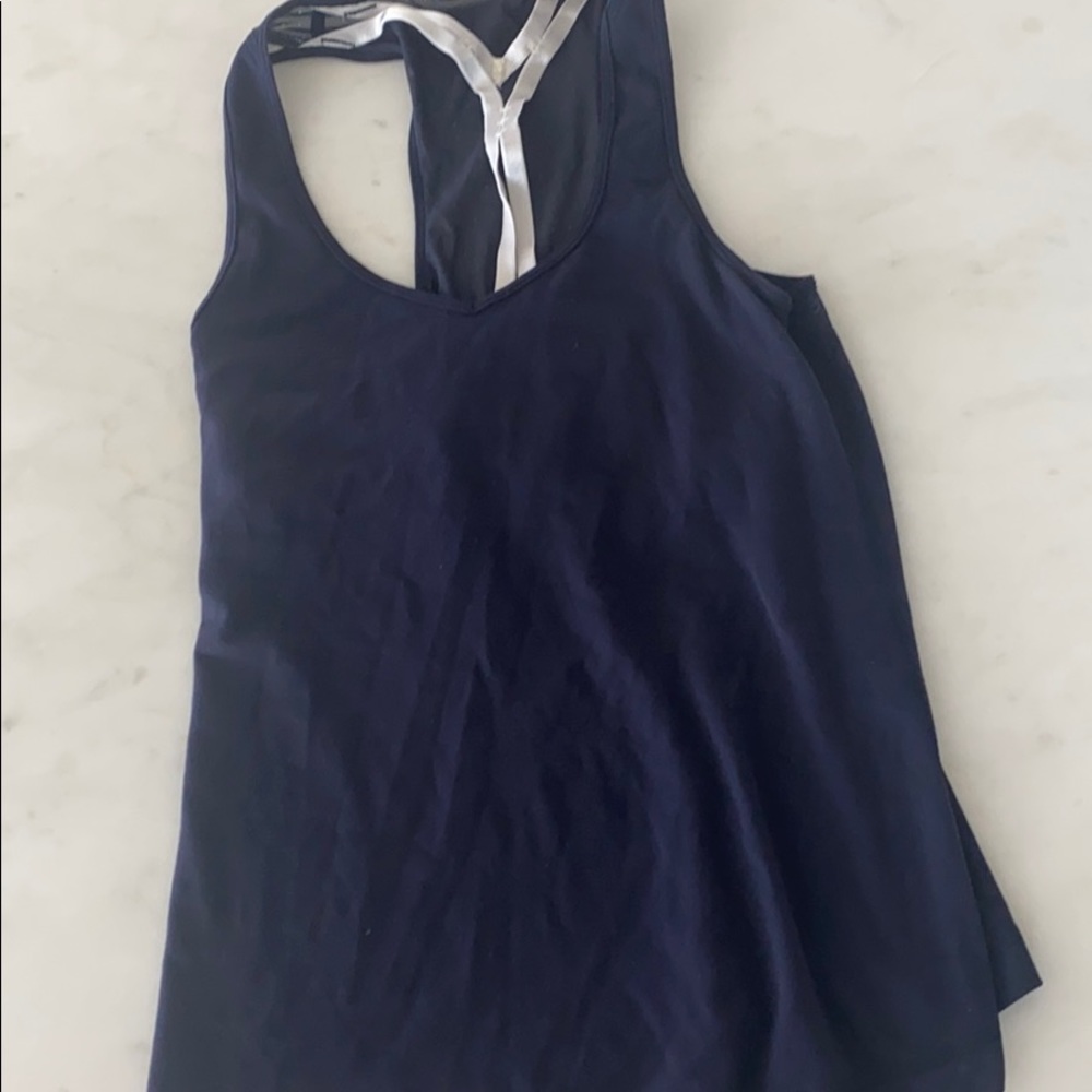 Lululemon size 6 tank